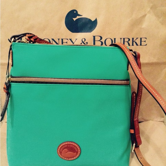 Dooney & Bourke Handbags - NWT Dooney & Bourke Nylon Crossbody Bag